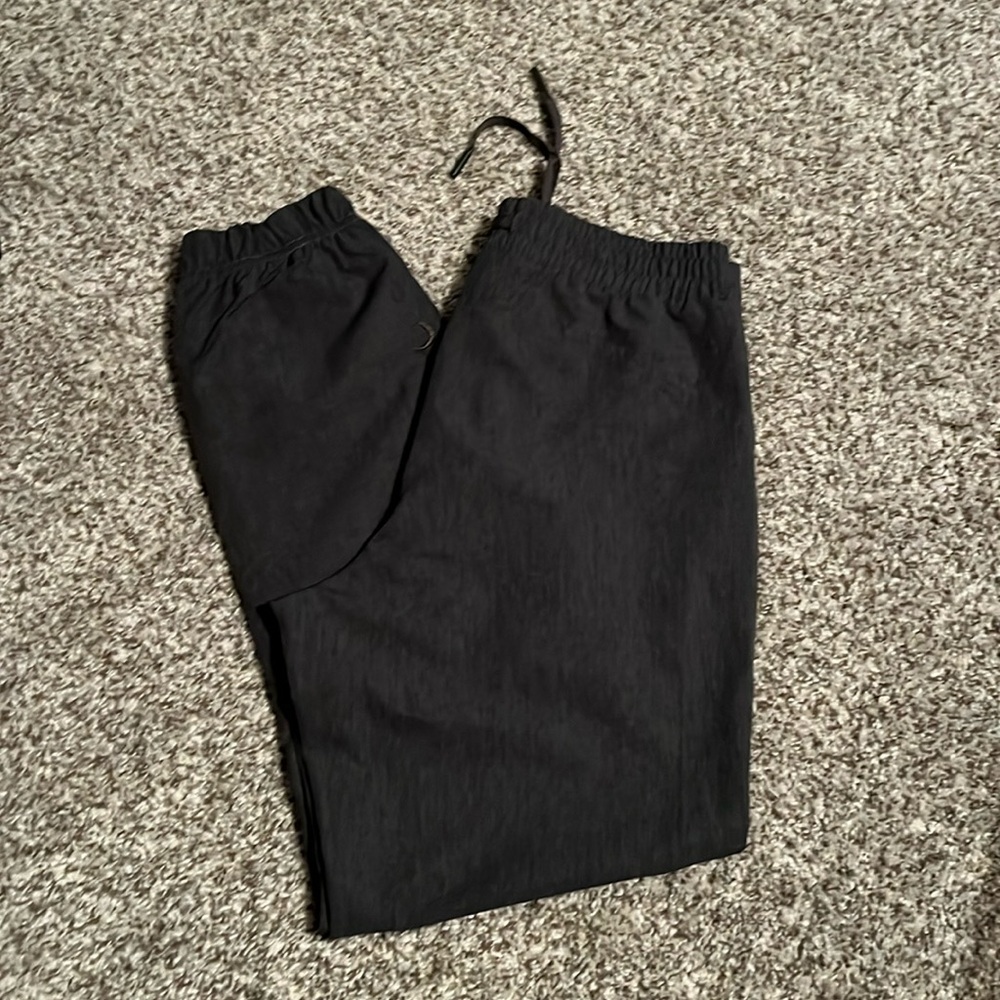 Zyia Lightweight joggers